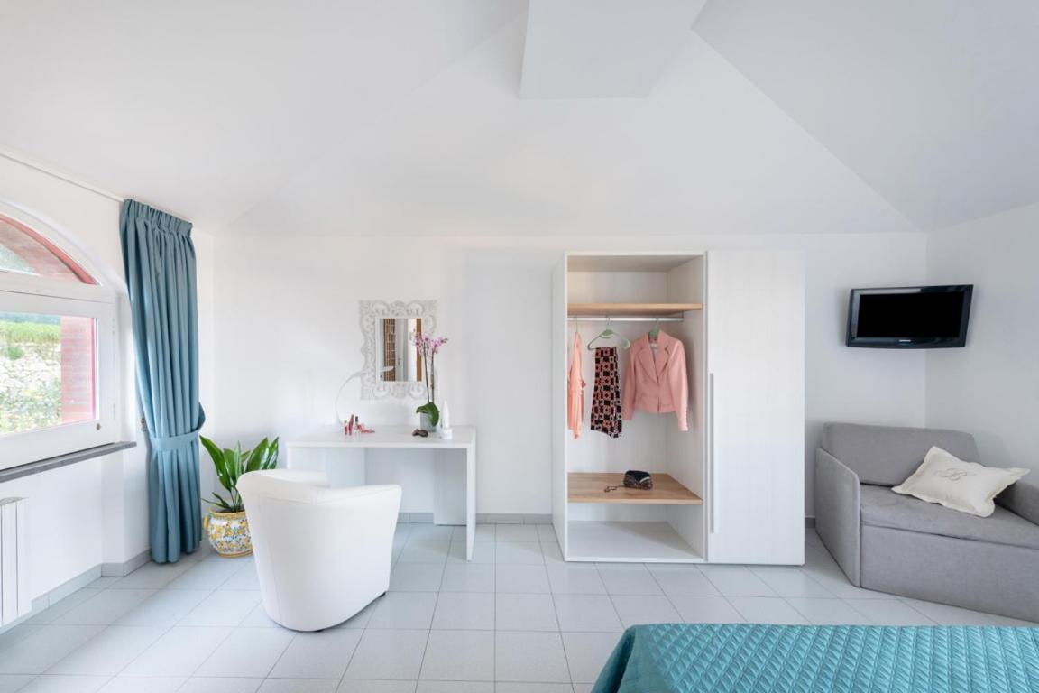 Sorrentovibes - Sea View Rooftop Apartment With Jacuzzi & Garden Eksteriør billede